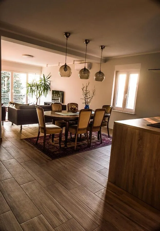 Lilianka Hotel Selce 0*,